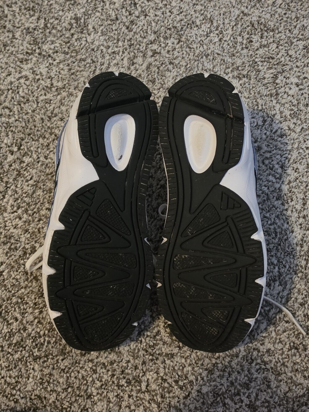 ADIDAS TECHNOCHAOS - Picture 5 of 6